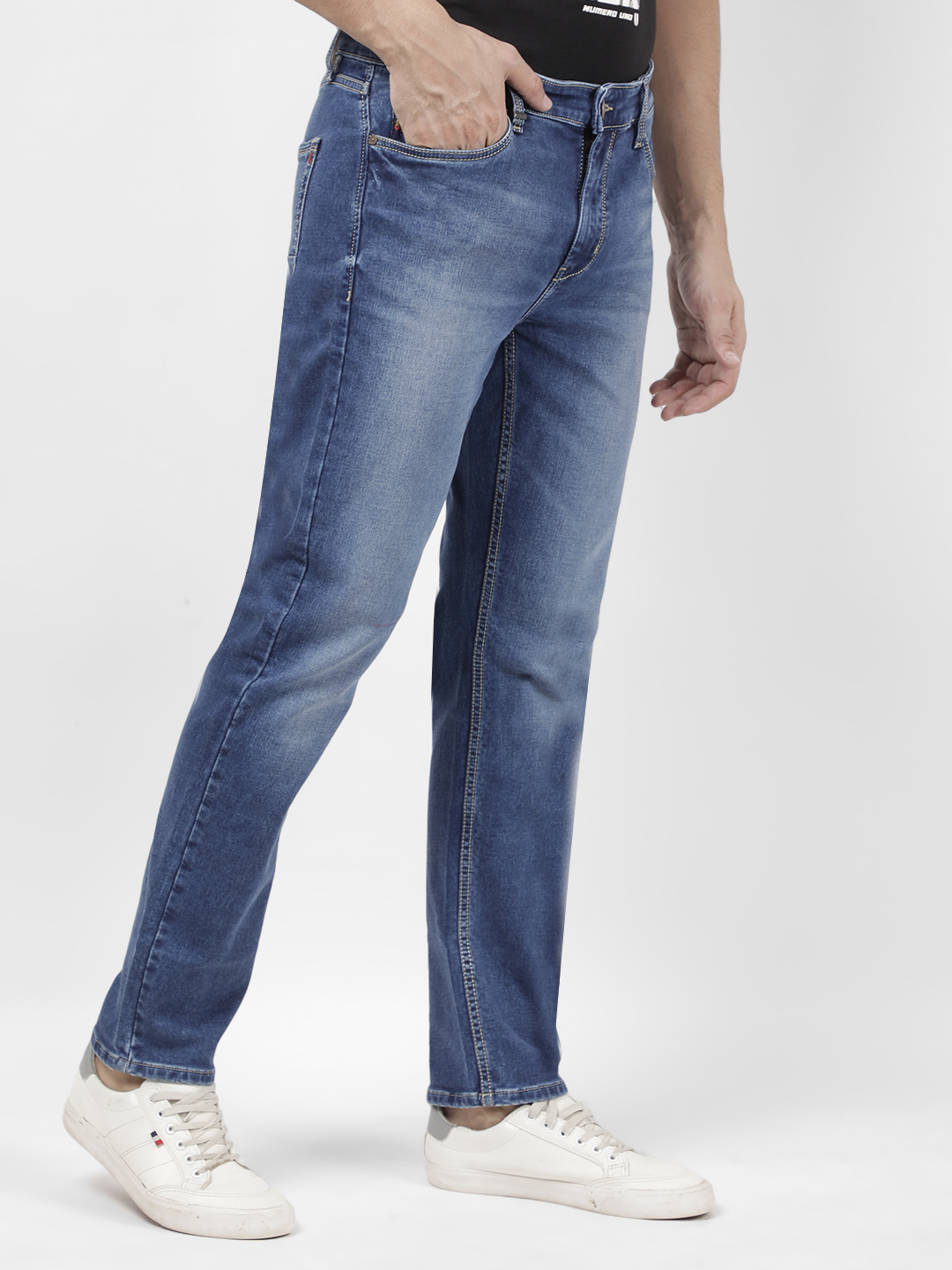 Numero Uno Men Solid Blue Jeans